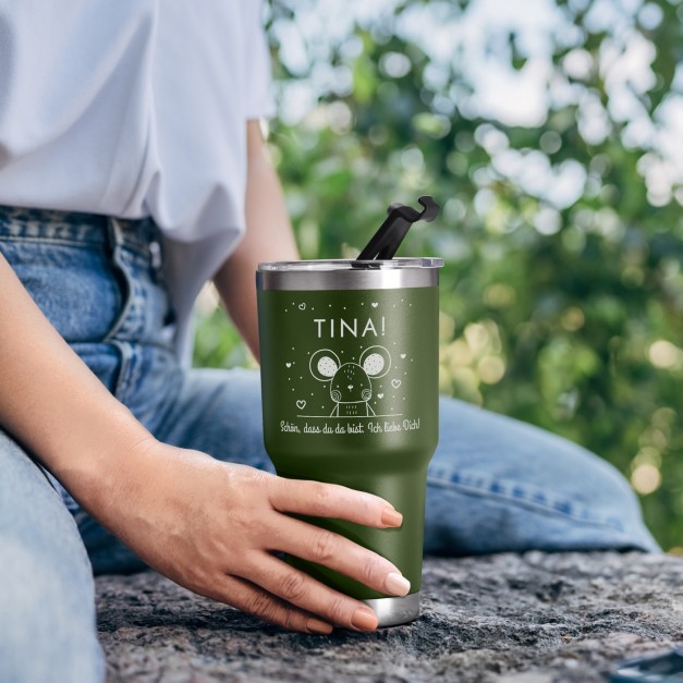 Grüner Thermobecher mit transparentem Deckel und Gravur für sie ein Mädchen zum Ehrentag