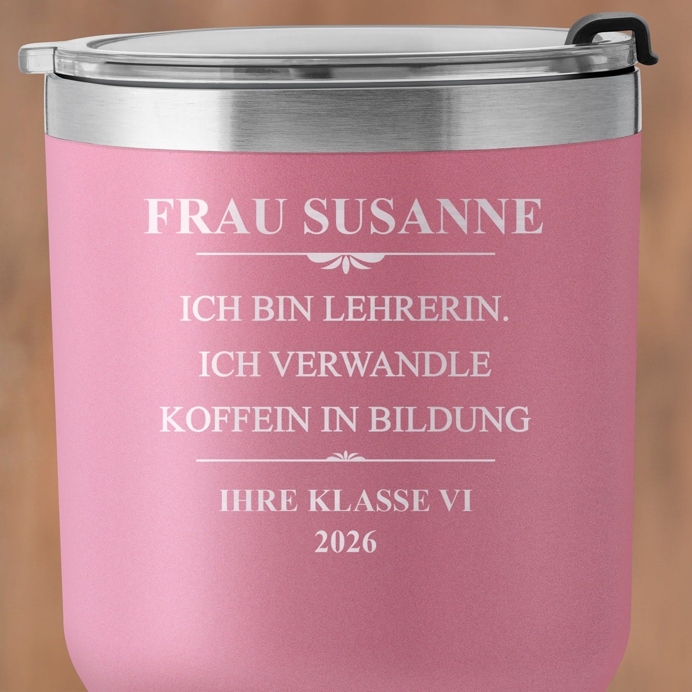Pink Thermobecher mit transparentem Deckel und Gravur für sie zum Lehrertag
