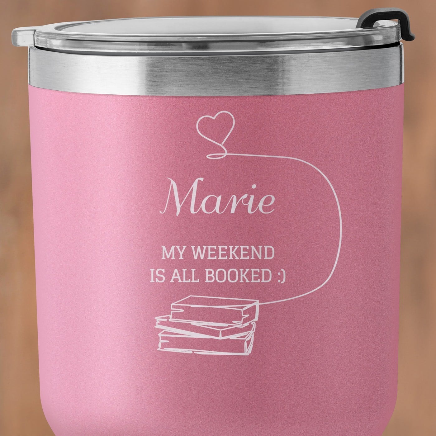 Pink Thermobecher mit transparentem Deckel und Gravur für einen Bücherwurm Ihre Freundin Ehefrau Schriftstellerin zum Ehrentag V