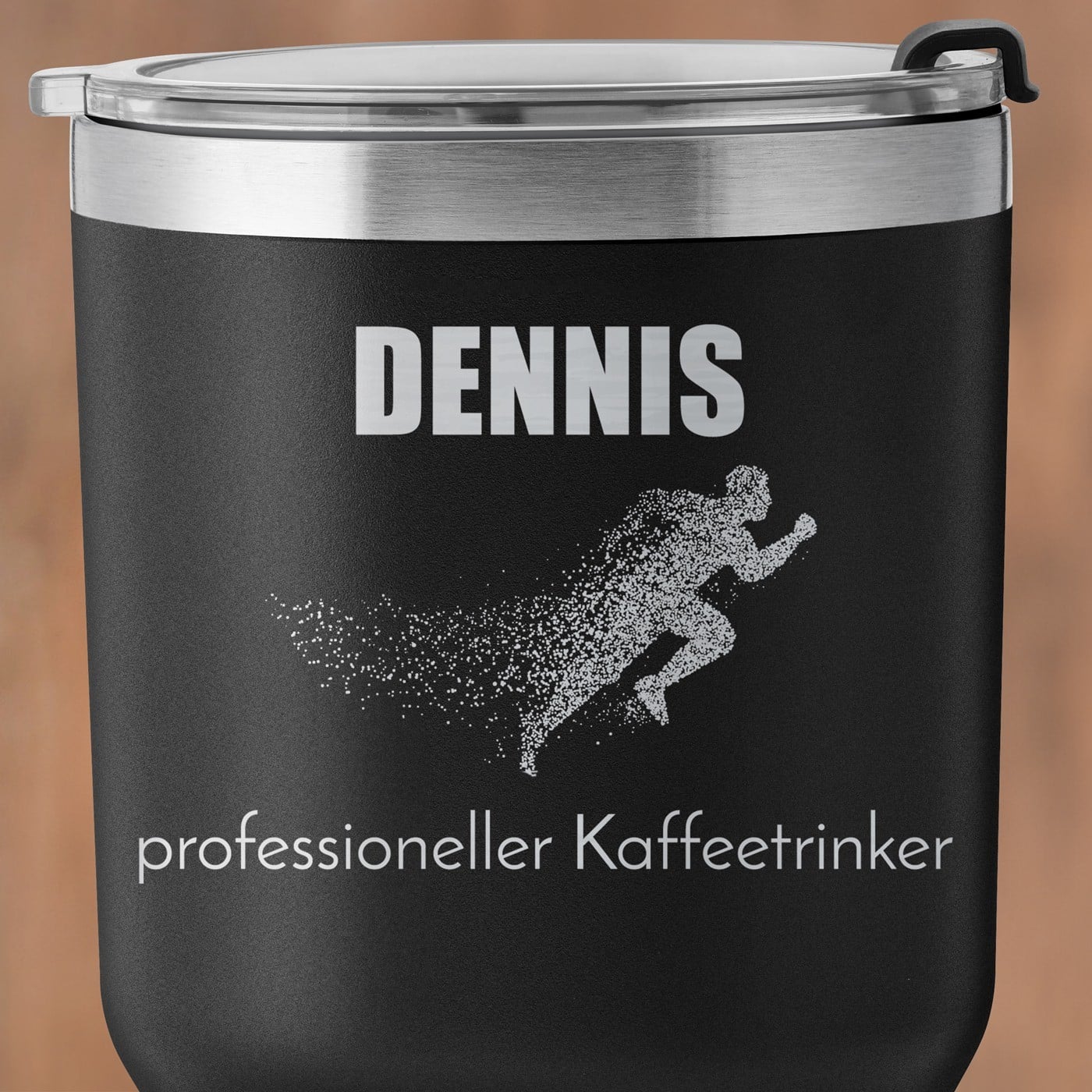 Schwarzer Thermobecher mit transparentem Deckel und Gravur für Ihren Freund einen Jogger zum Ehrentag