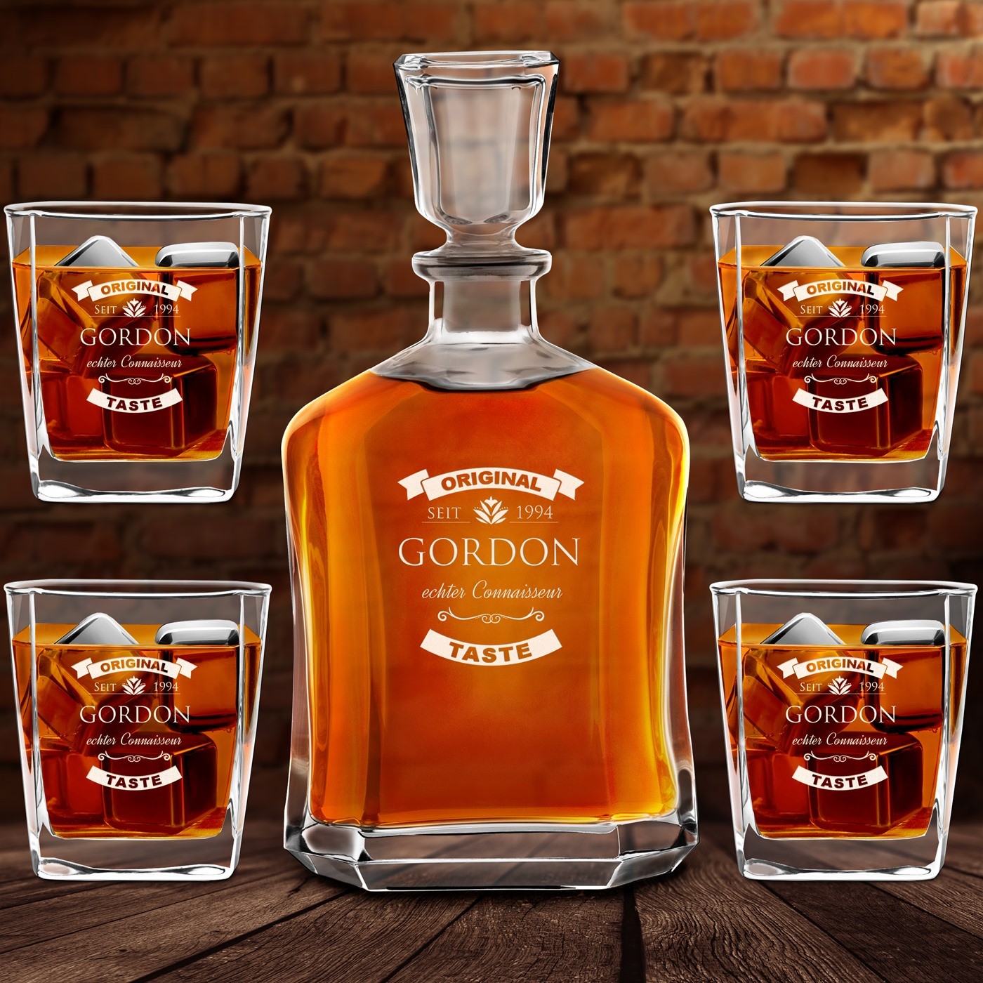 Whisky Karaffe Set mit 4 Gläsern und Gravur für einen Whiskygenießer