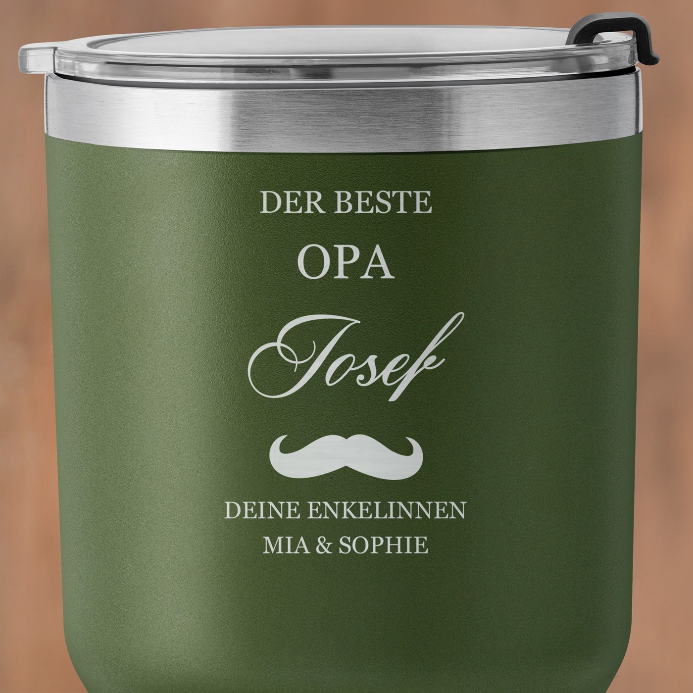 Grüner Thermobecher mit transparentem Deckel und Gravur für Ihren Opa