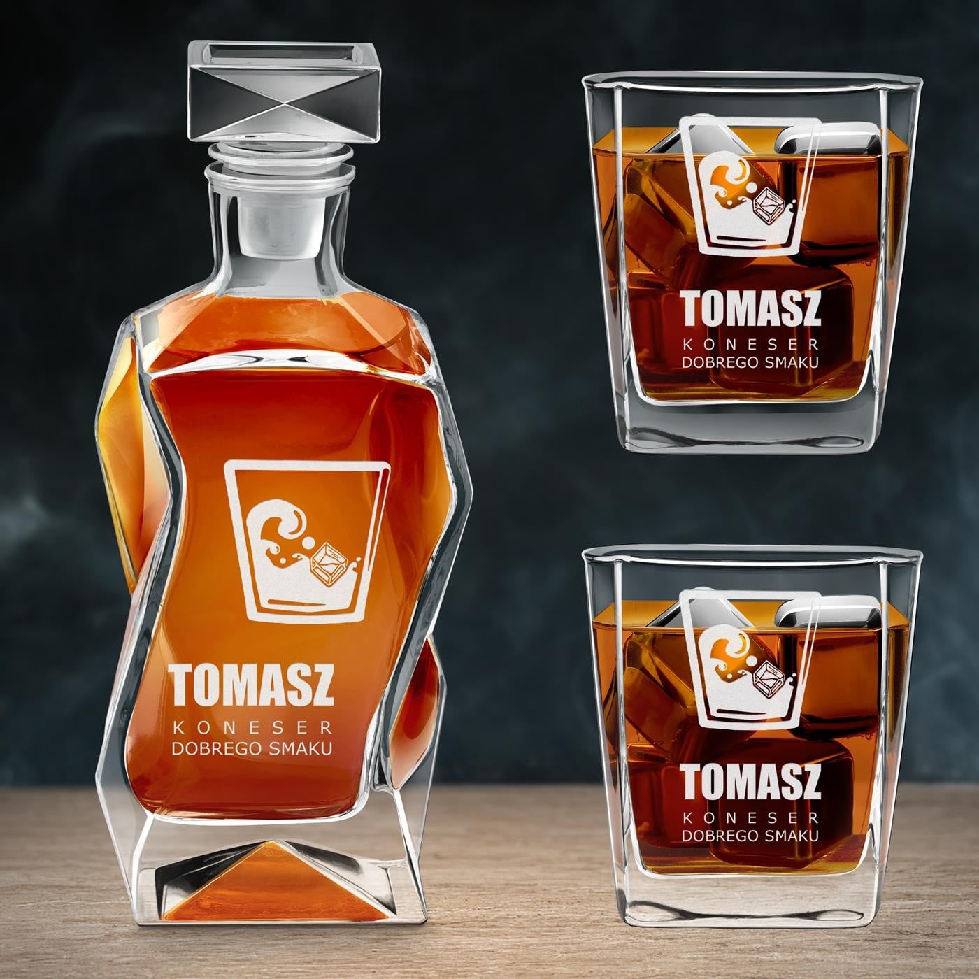 Moderne Whisky Karaffe mit 2 Gläsern und Gravur für einen Whiskygenießer