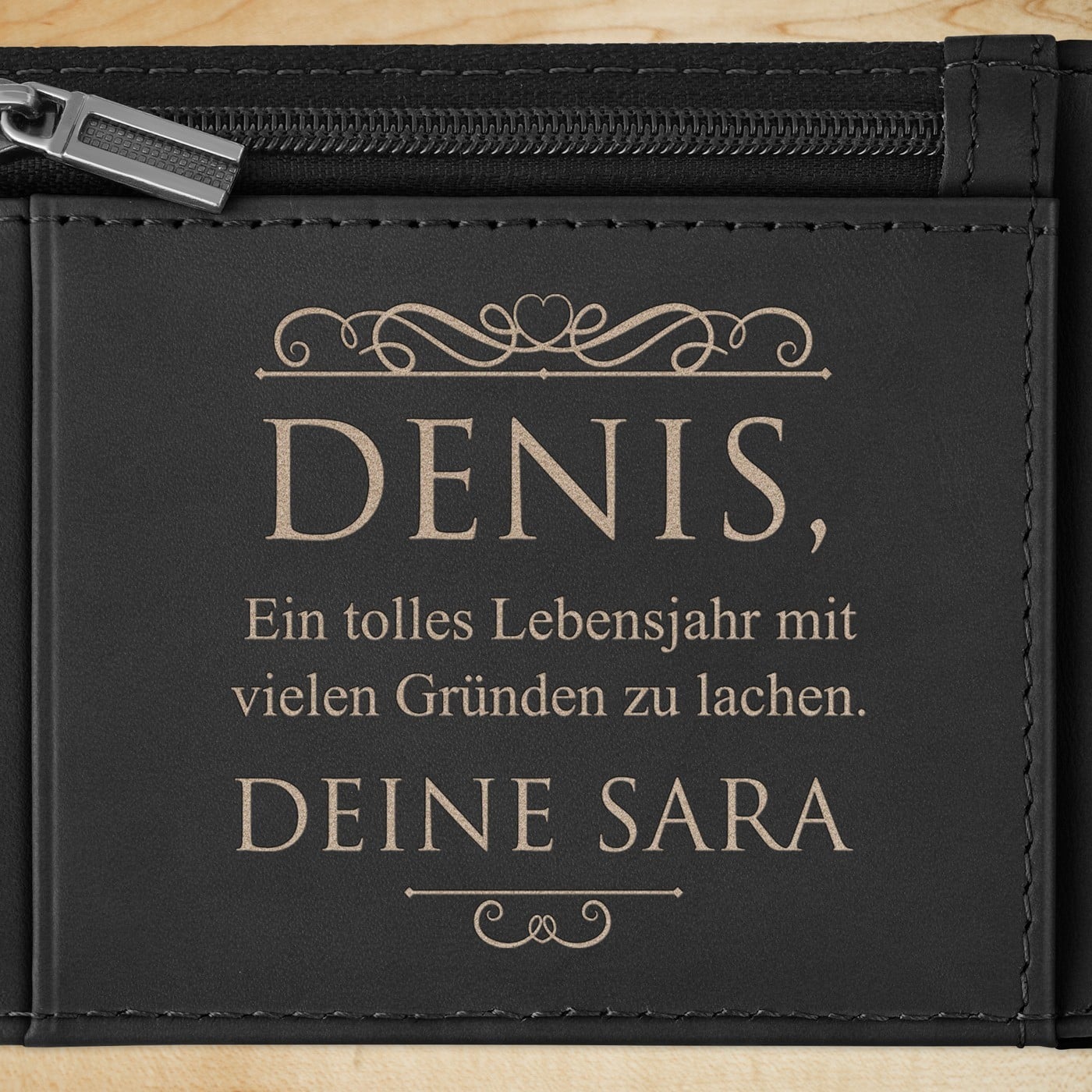 Herren Geldbeutel aus Leder mit Gravur Carbon für Ihren besten Freund zum Valentinstag
