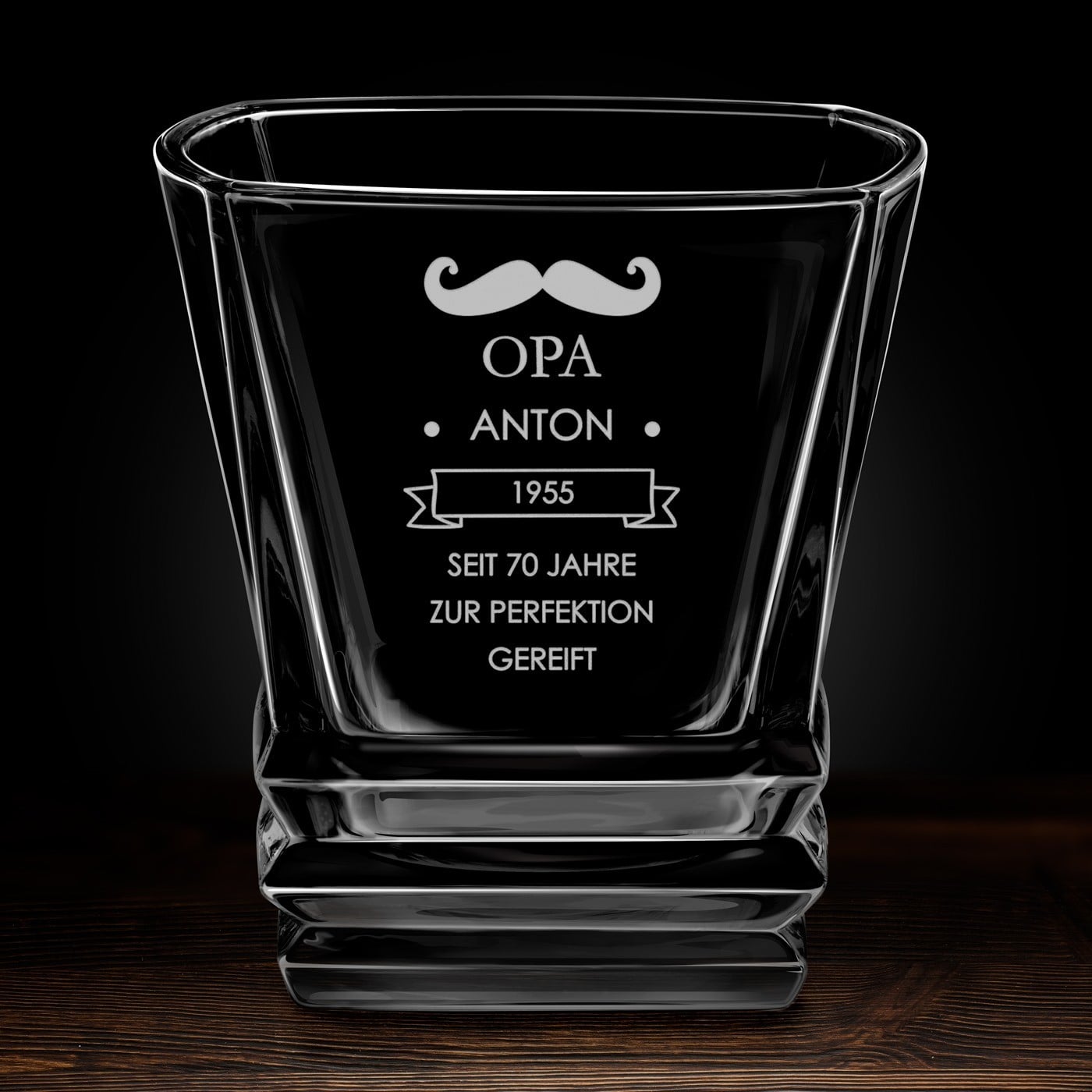 Geometric Whisky Glas mit Gravur für einen Gentleman Opa