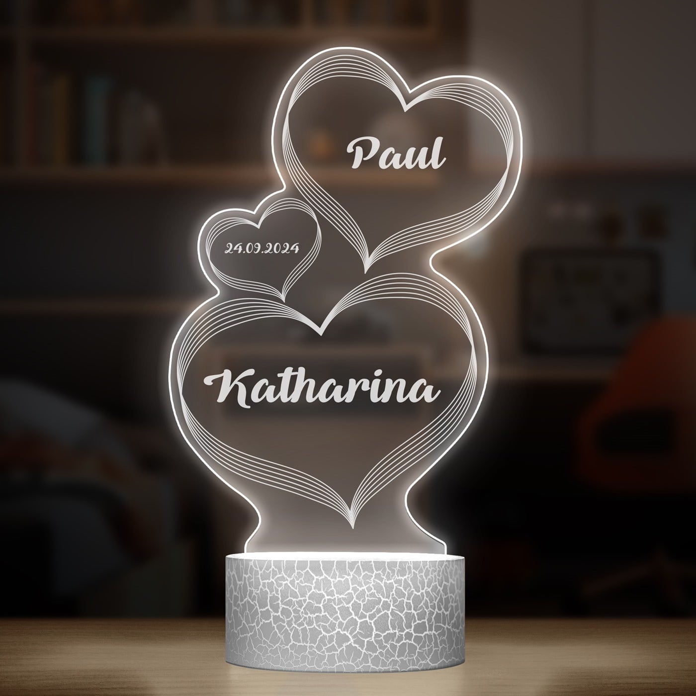 Nachtlicht mit buntem Aufdruck und LED-Sockel für ein Paar zur Eheschließung zum Hochzeitstag
