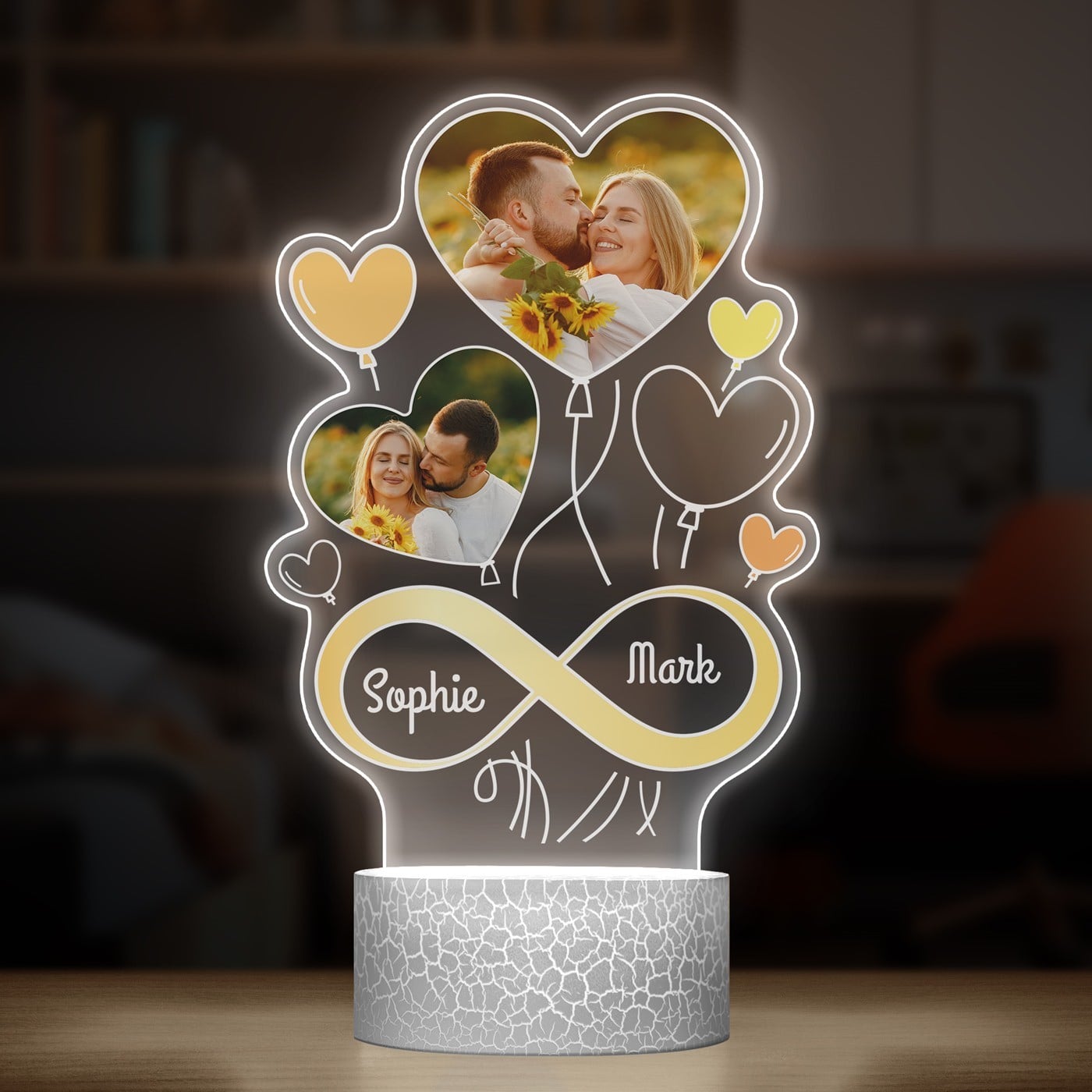 Nachtlicht mit buntem Aufdruck und LED-Sockel für ein Paar zur Hochzeit zum Hochzeitstag Valentinstag