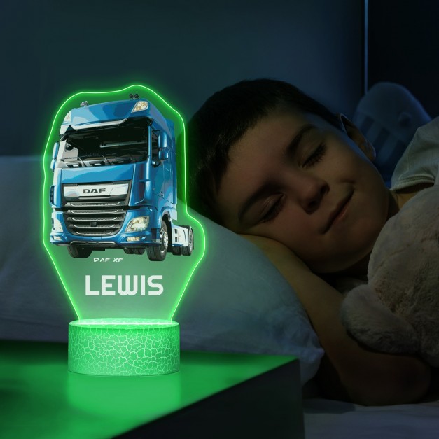 Nachtlicht mit buntem Aufdruck und LED-Sockel für einen LKW-Fahrer zum Namenstag