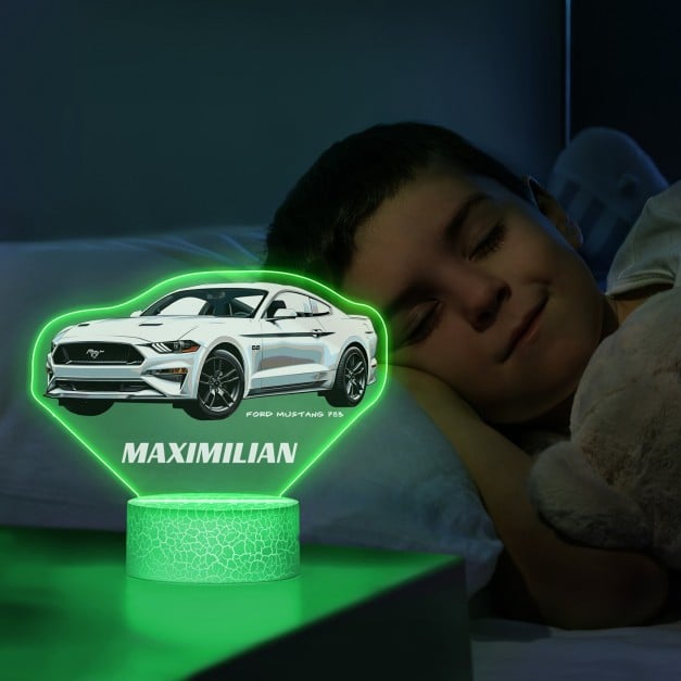 Nachtlicht mit buntem Aufdruck und LED-Sockel für einen Motorsportfan Autoliebhaber