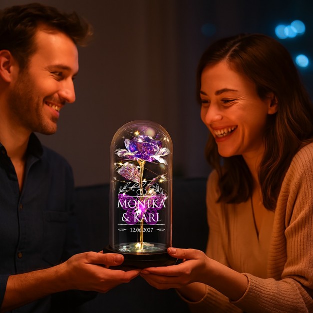 Ewige Rose in Glaskuppel mit LED-Lichtern mit Gravur für ein Paar zum Hochzeitsjubiläum