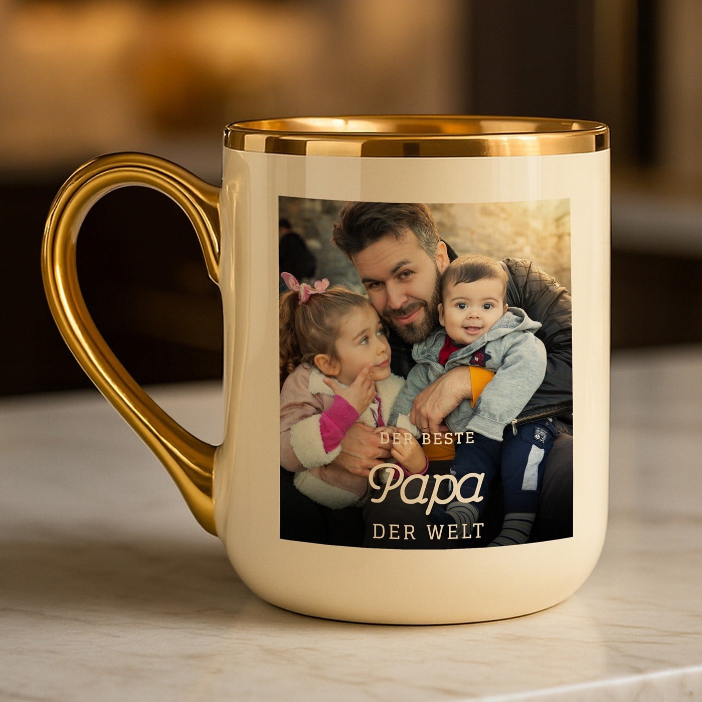Kaffeebecher mit Goldakzenten und Foto für Ihren Vater zum Vatertag
