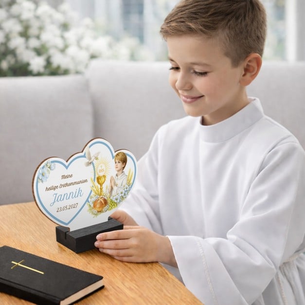 Holz-Statuette mit Aufdruck für einen Jungen zur heiligen Kommunion