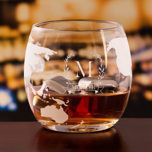 Whisky Karaffe in Schiffsform mit 4 Gläsern mit eingravierter Initiale mit Nachnamen