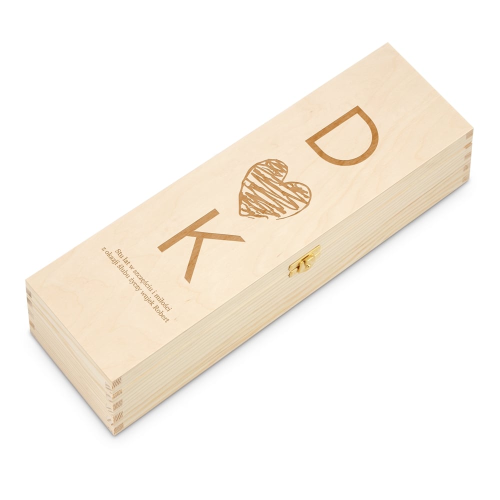 Geschenkbox für Wein aus Kiefernholz mit Gravur Natur für ein Brautpaar zur Hochzeit
